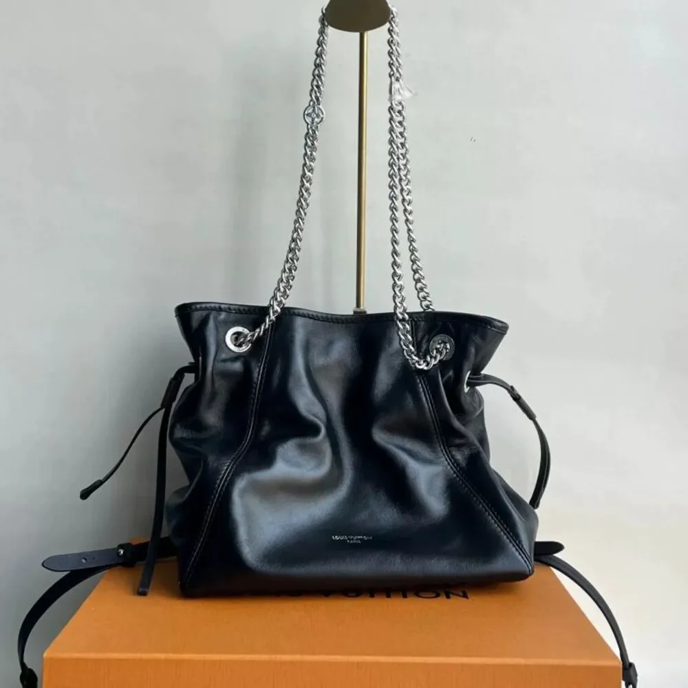 Louis Vuitton Women Pre-Loved Bag Very Good Condition